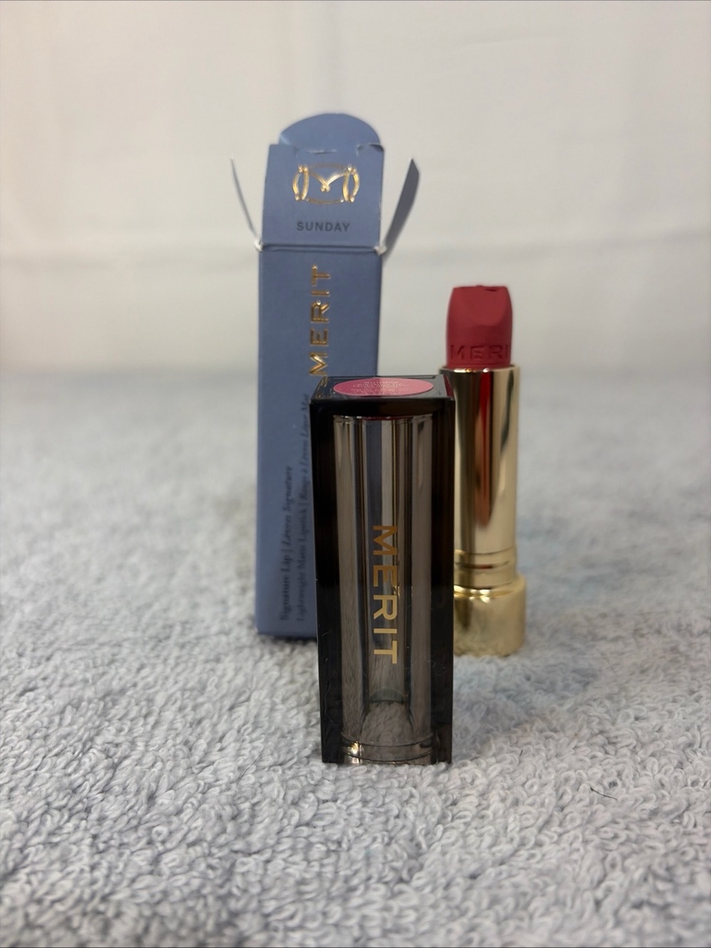 Merit Signature lip-Sunday. BNIB!! Stk#EC0141